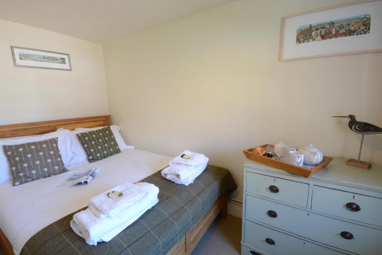 Pebble Beach Cottage, Aldeburgh Exteriör bild