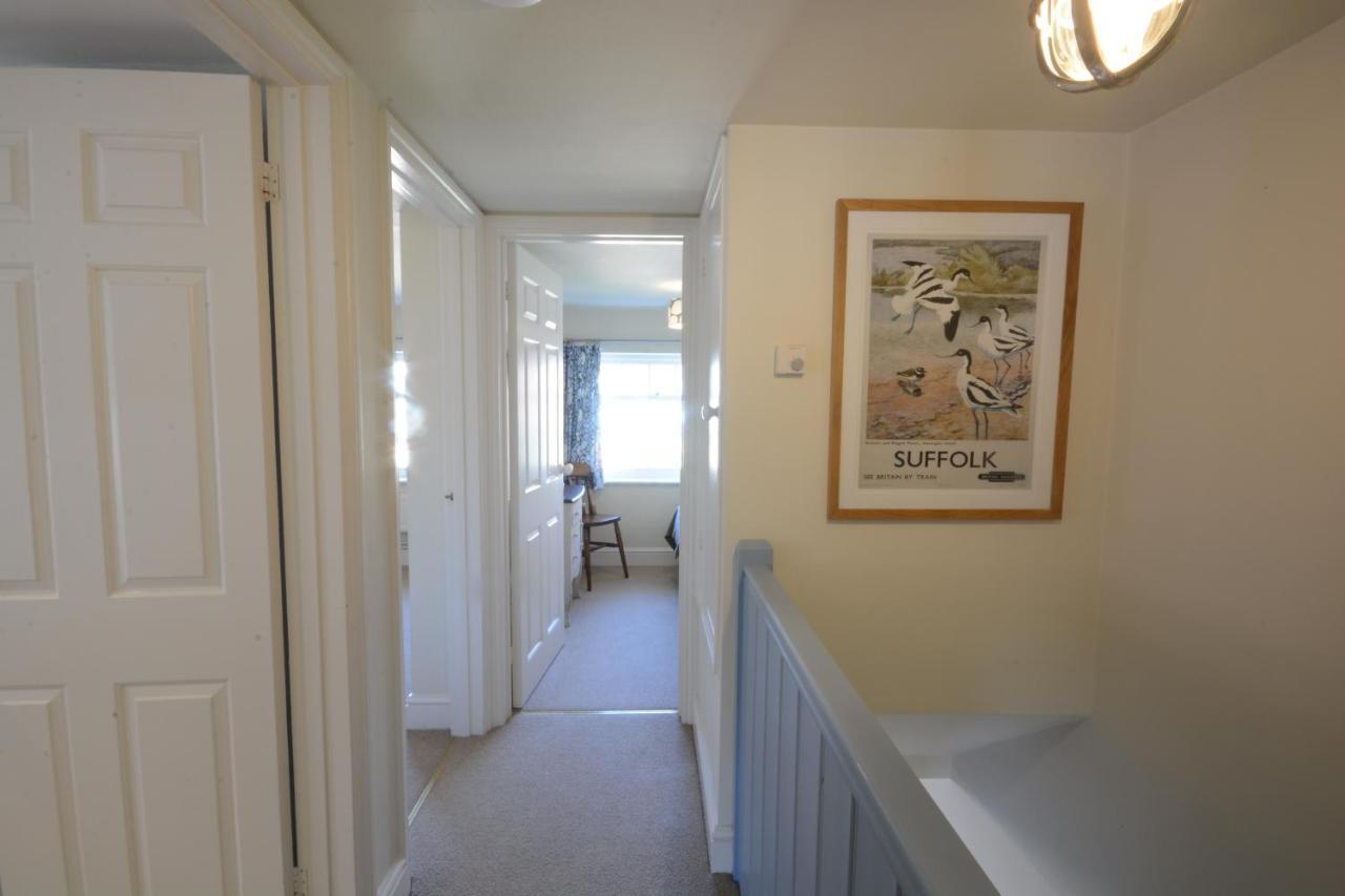 Pebble Beach Cottage, Aldeburgh Exteriör bild